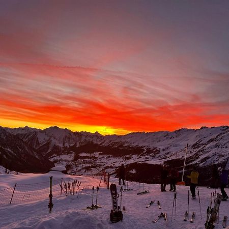 Rifugio Baita Belvedere シャンポルク エクステリア 写真