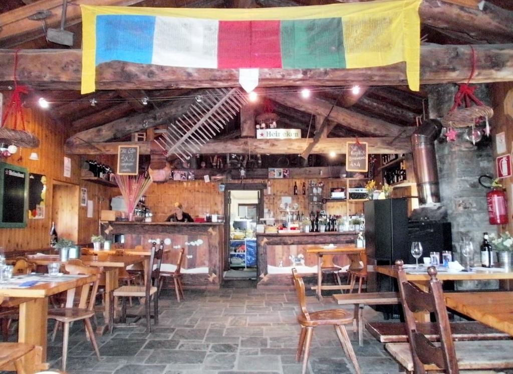 Rifugio Baita Belvedere シャンポルク エクステリア 写真
